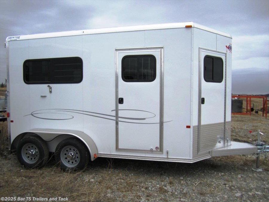 2016 Frontier Ambassador 2 Horse Straight Load Bumper Pull 44"Tack 2016 Frontier Ambassador 2 Horse Straight Load Bumper Pull 44"Tack