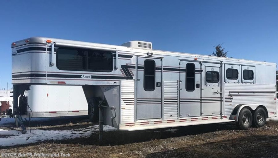 1996 Sundowner SunLite 3 Horse Gooseneck w/ Weekender 1996 Sundowner SunLite 3 Horse Gooseneck w/ Weekender
