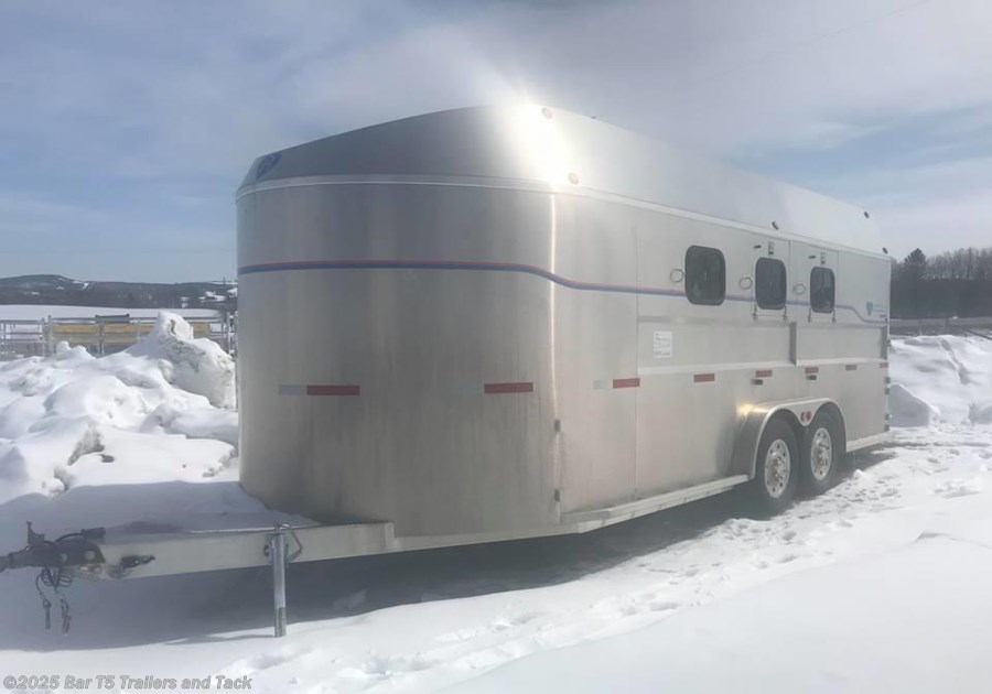 2005 Heartland Aluminum Trailers 2 Horse Angle Haul Bumper Pull 2005 Heartland Aluminum Trailers 2 Horse Angle Haul Bumper Pull
