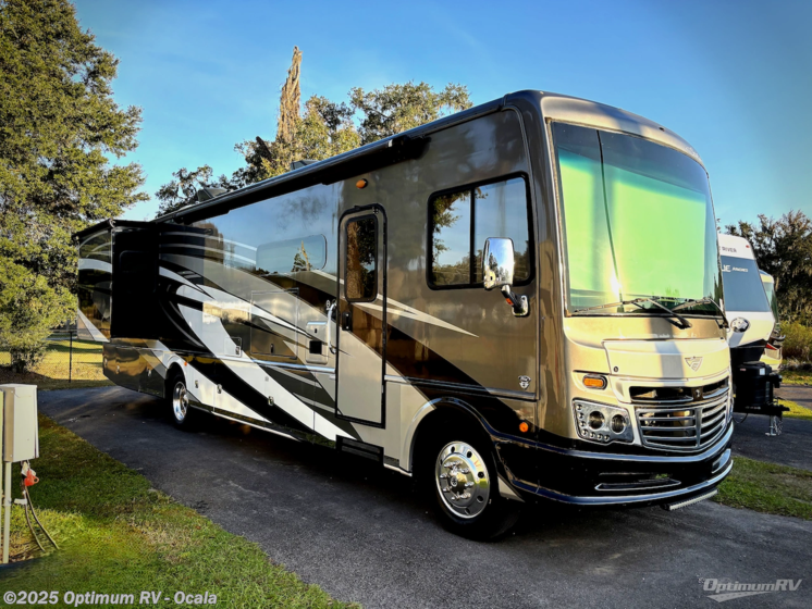 Email now about this 2021 Fleetwood Southwind 37F! Used 2021 Fleetwood Southwind 37F available in Ocala, Florida
