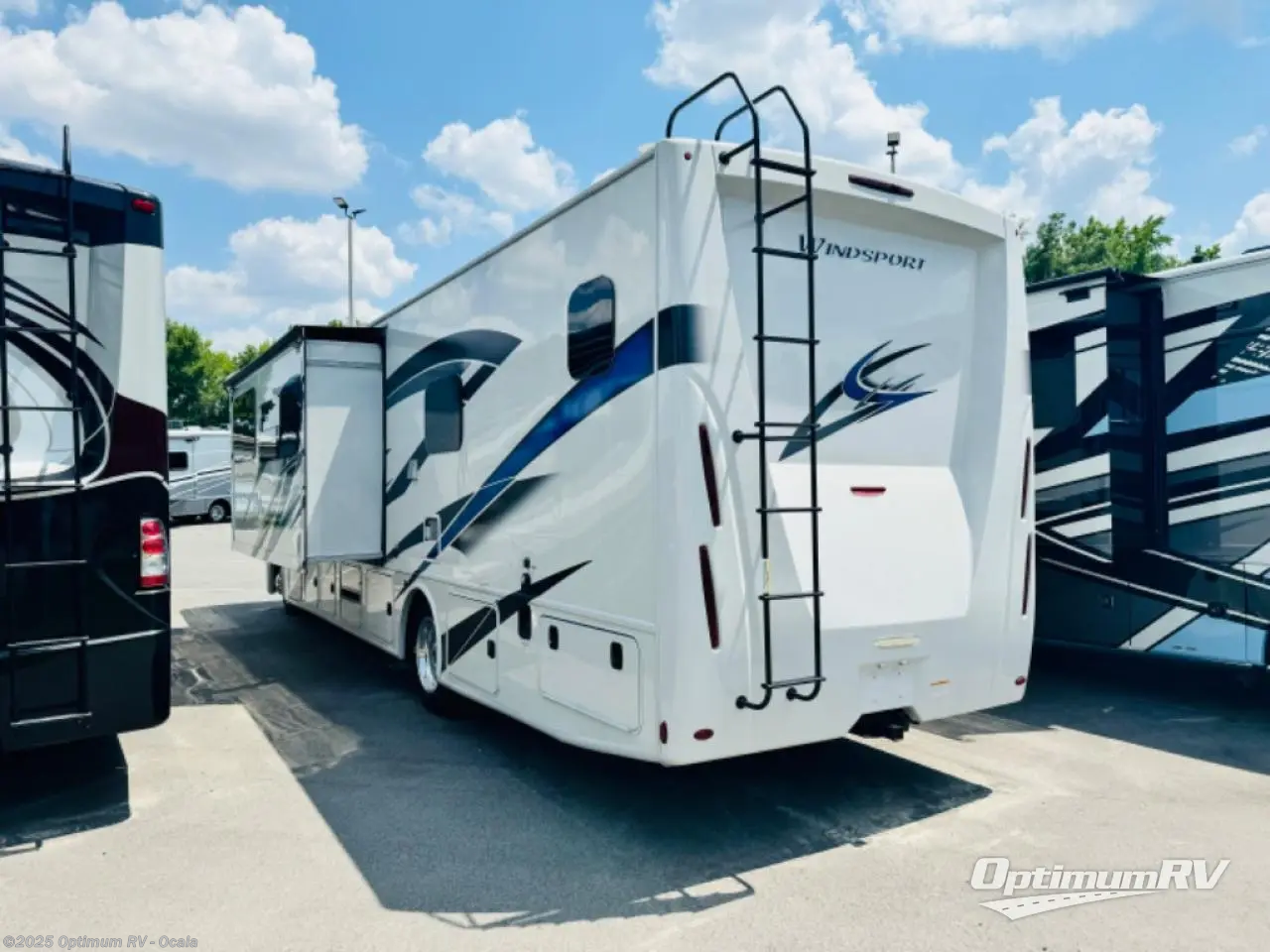 Contact us now about this 2023 Thor Windsport 35M! 2023 Windsport 35M by Thor from Optimum RV - Ocala in Ocala, Florida