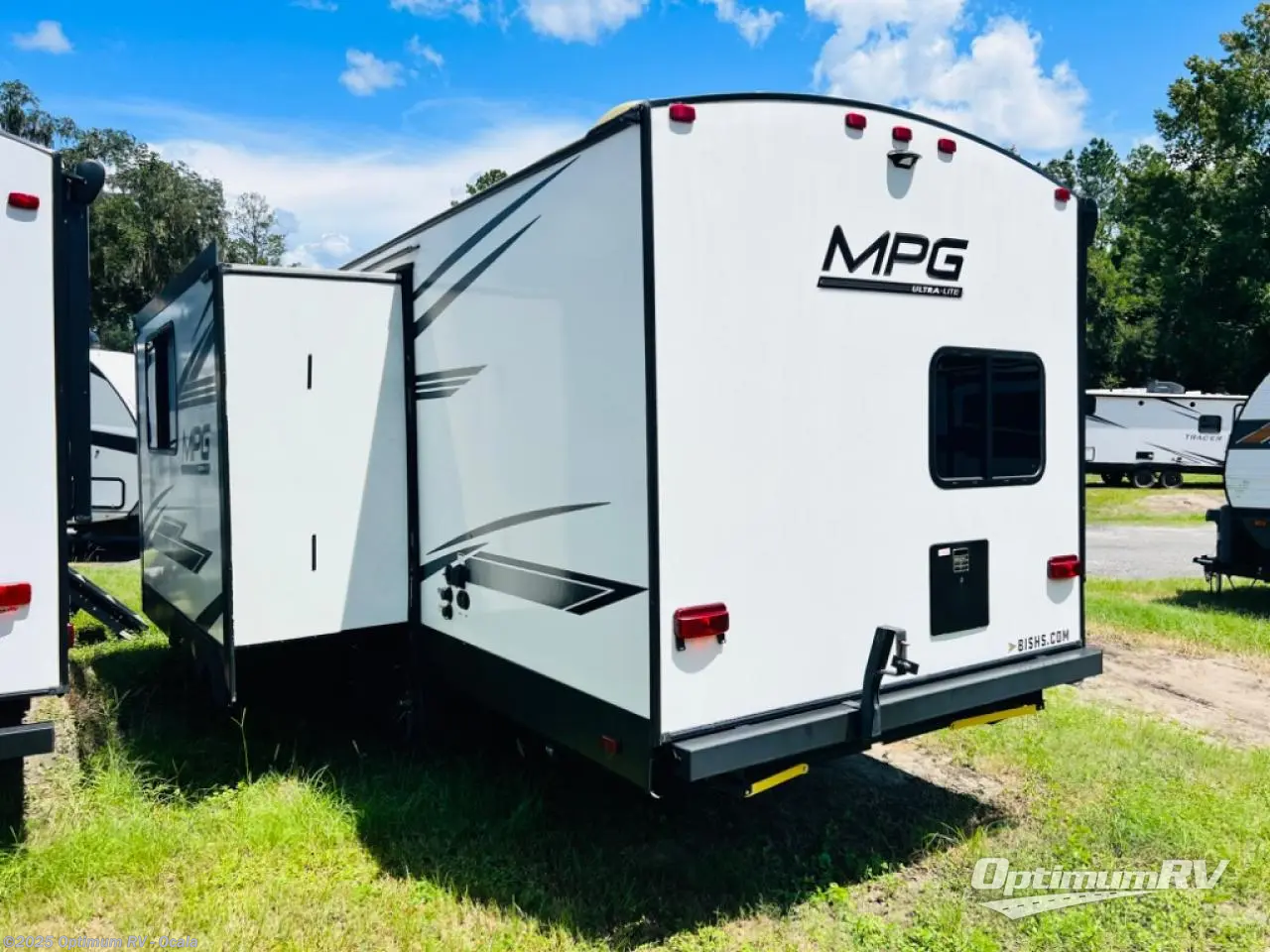 Contact us now about this 2022 Cruiser RV MPG 2500BH! 2022 MPG 2500BH by Cruiser RV from Optimum RV - Ocala in Ocala, Florida