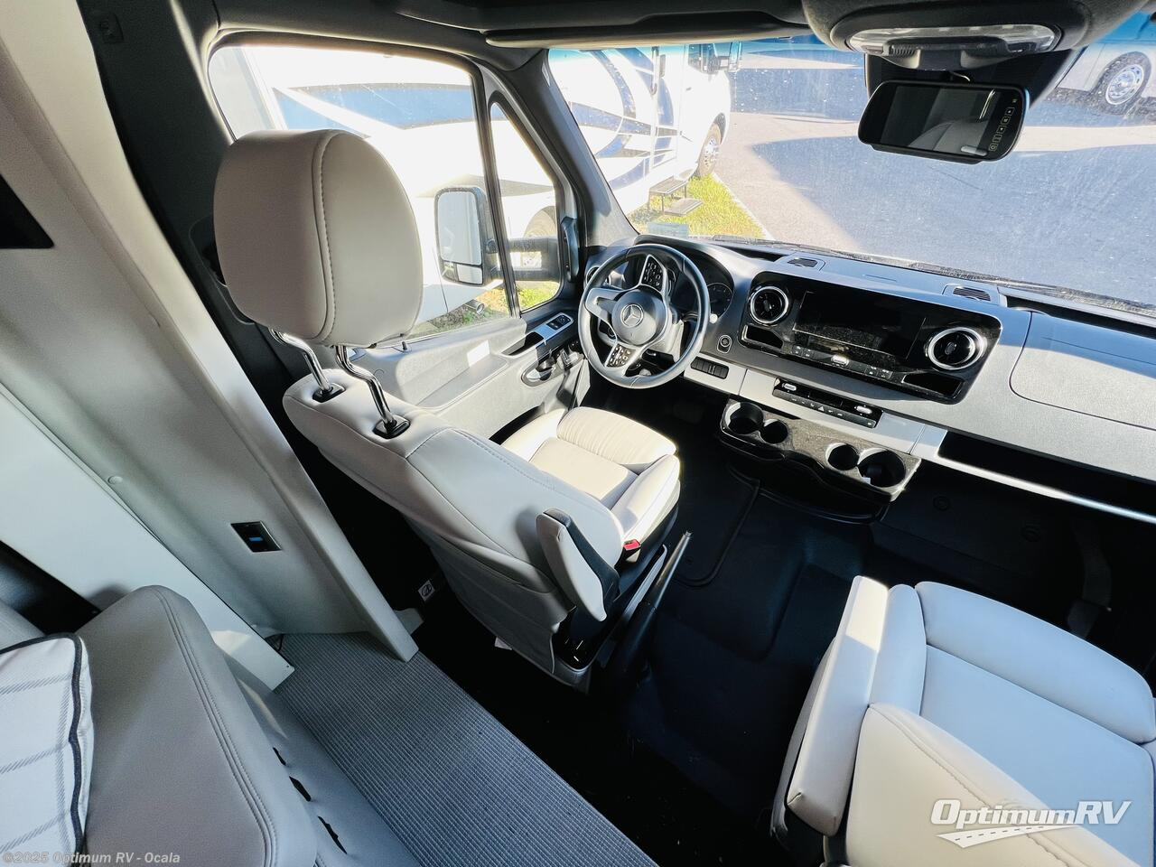 Contact us now about this 2022 Airstream Atlas Murphy Suite! 2022 Atlas Murphy Suite by Airstream from Optimum RV - Ocala in Ocala, Florida