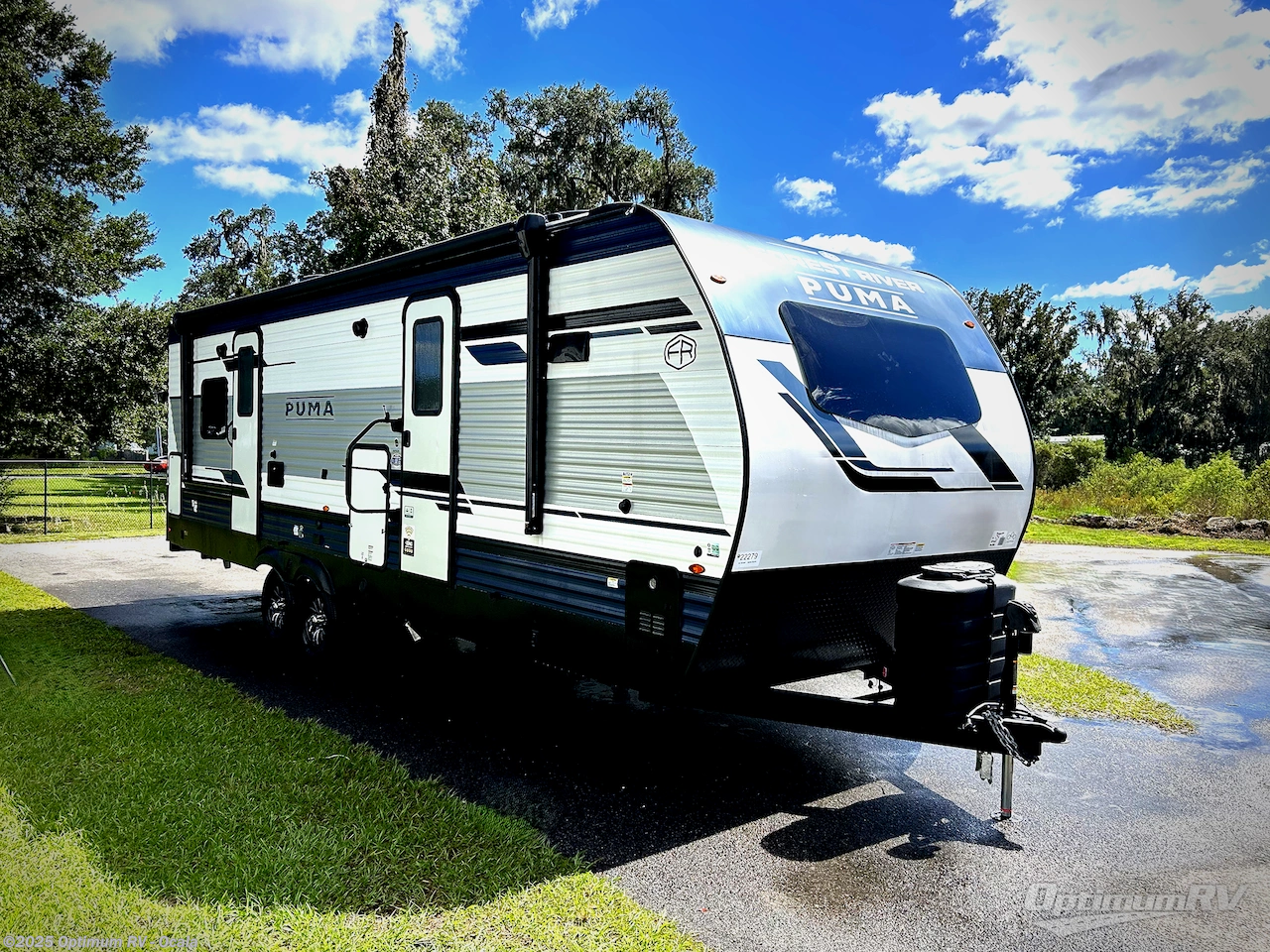 Email now about this 2025 Palomino Puma 26FKDS! New 2025 Palomino Puma 26FKDS available in Ocala, Florida