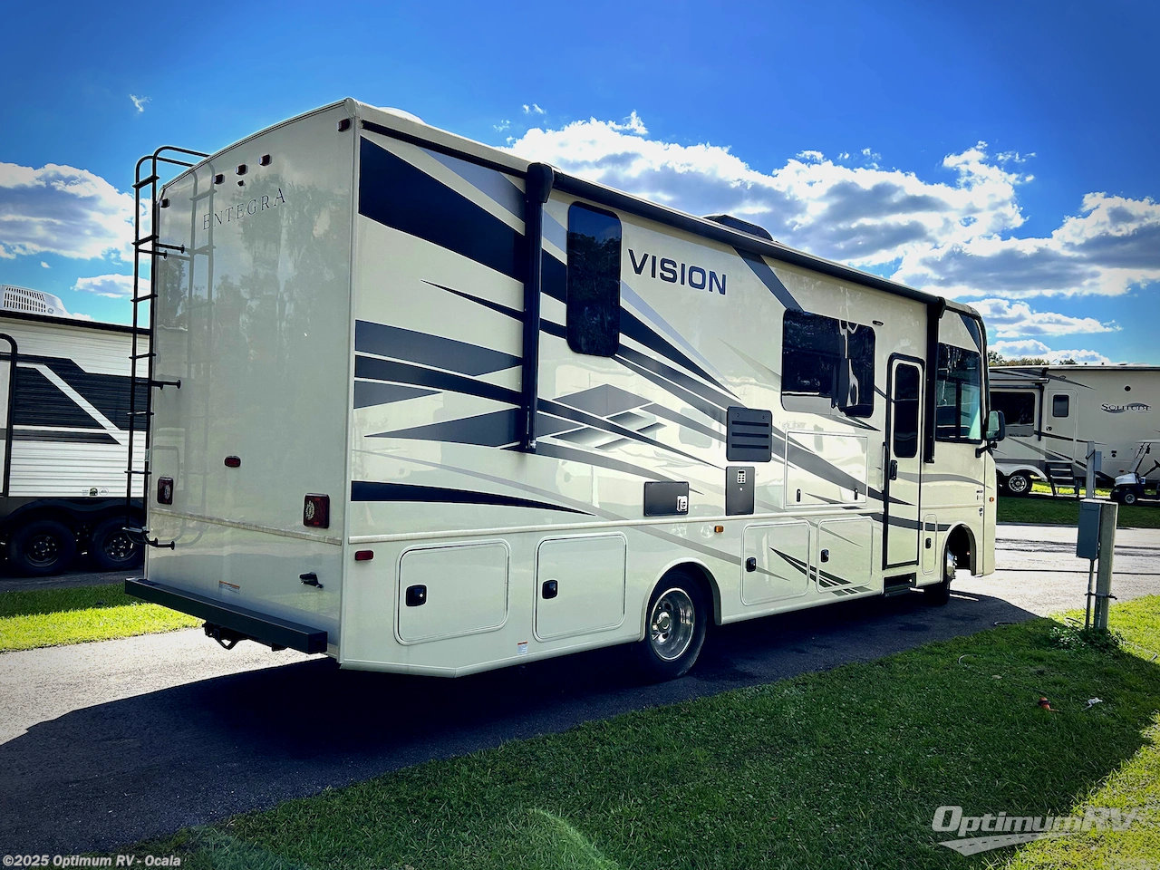 Call now about this 2023 Entegra Coach Vision 27A! 2023 Entegra Coach Vision 27A - Used Class A For Sale by Optimum RV - Ocala in Ocala, Florida features Awning, Slideout