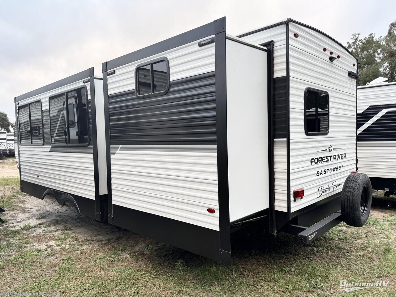 Call now about this 2025 East to West Della Terra 312BH! 2025 East to West Della Terra 312BH - New Travel Trailer For Sale by Optimum RV - Ocala in Ocala, Florida features Slideout, Awning
