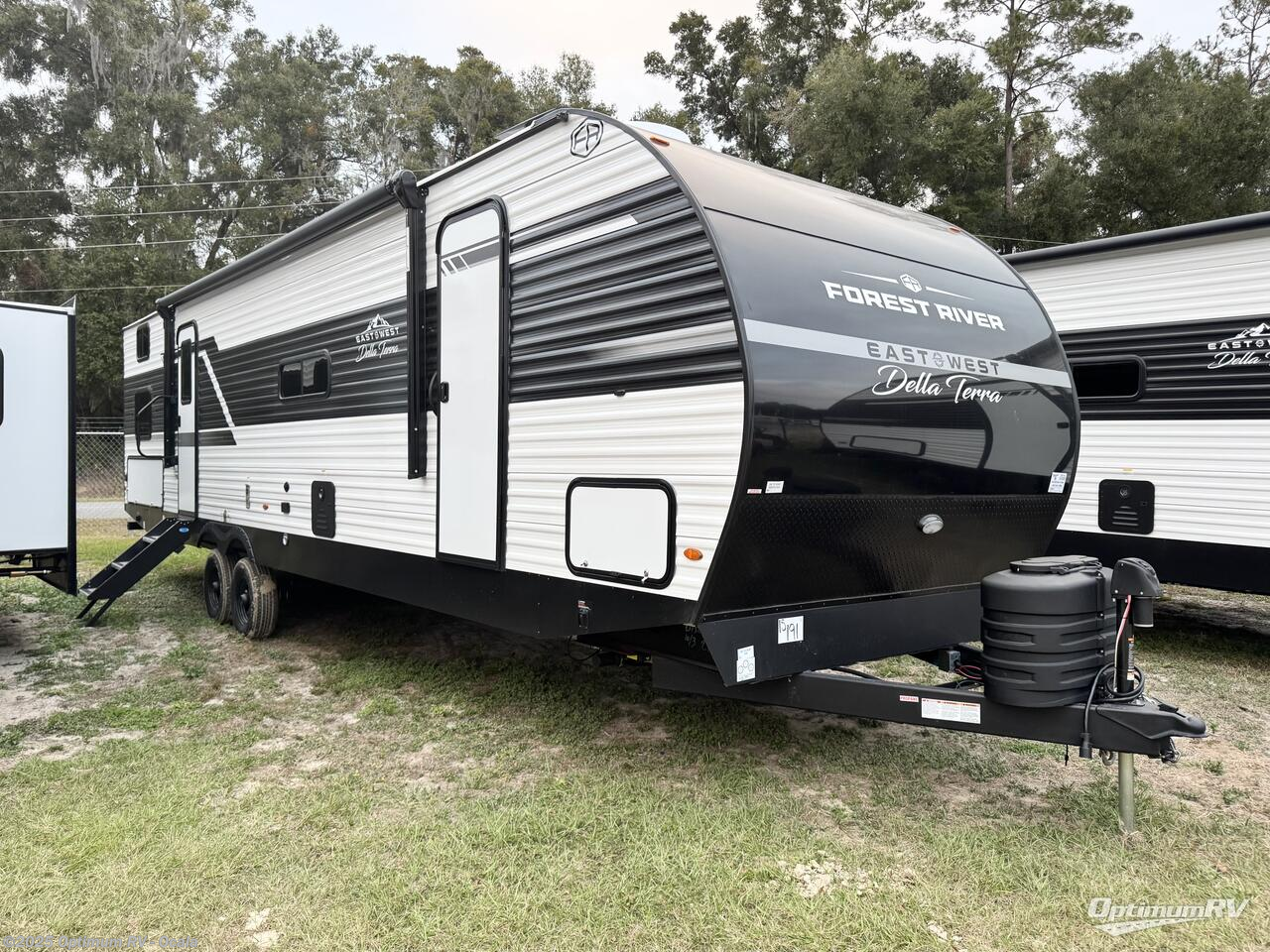 Email now about this 2025 East to West Della Terra 312BH! New 2025 East to West Della Terra 312BH available in Ocala, Florida