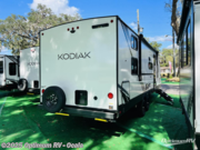 Call now about this 2025 Dutchmen Kodiak 270BHSL! 2025 Dutchmen Kodiak 270BHSL - New Travel Trailer For Sale by Optimum RV - Ocala in Ocala, Florida features Slideout, Awning
