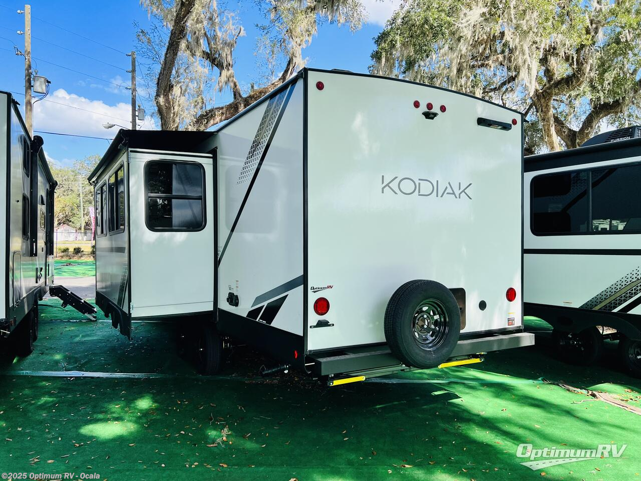 Contact us now about this 2025 Dutchmen Kodiak 270BHSL! 2025 Kodiak 270BHSL by Dutchmen from Optimum RV - Ocala in Ocala, Florida