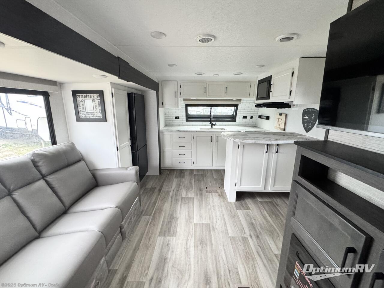 New 2025 Venture RV Stratus SR262VFK available in Ocala, Florida