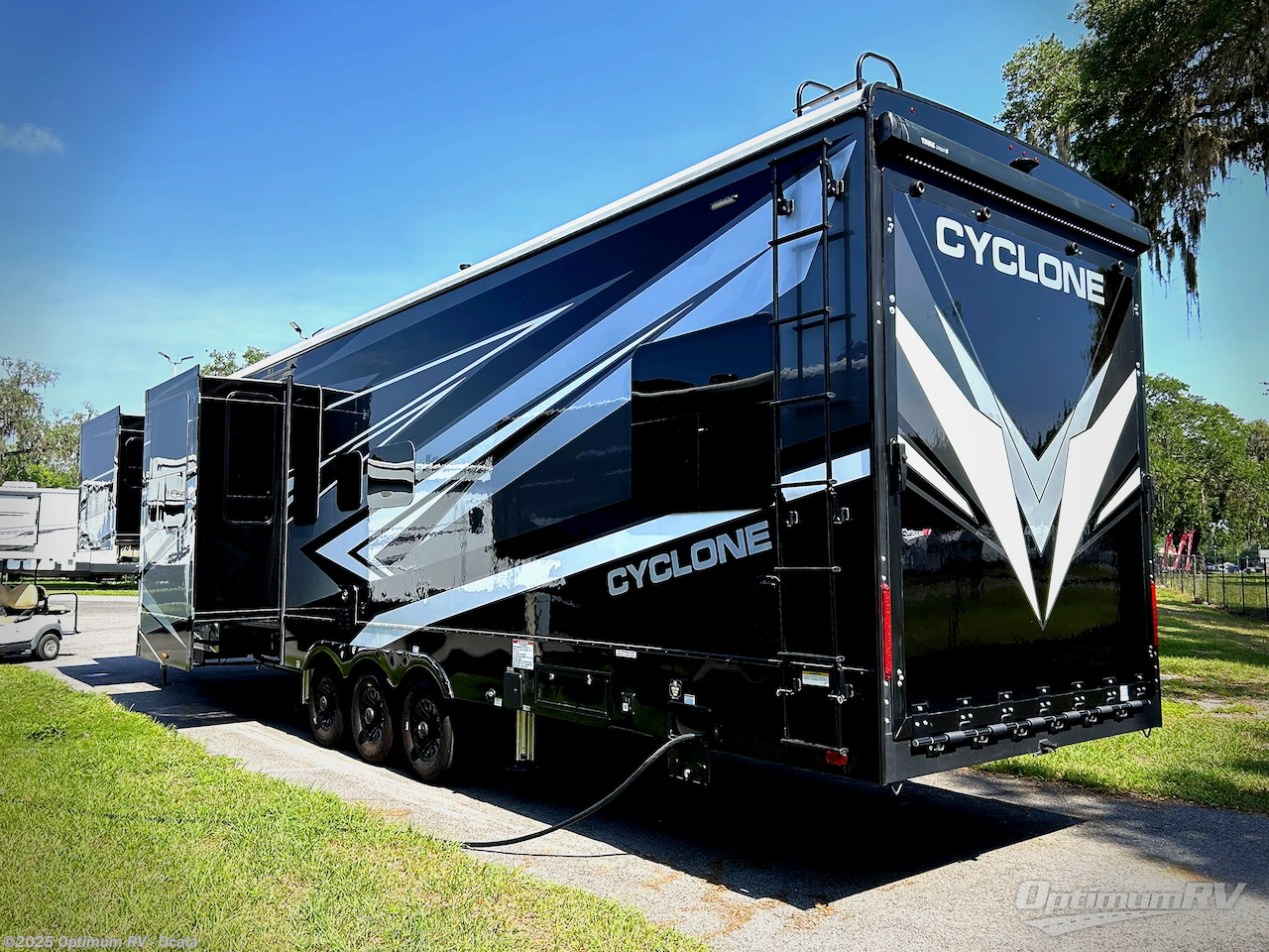 Contact us now about this 2025 Heartland Cyclone 4006! 2025 Cyclone 4006 by Heartland from Optimum RV - Ocala in Ocala, Florida