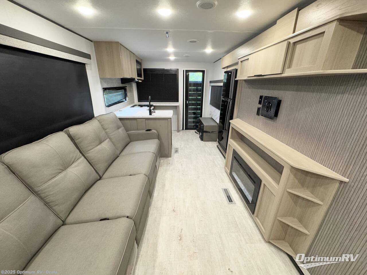 New 2025 Dutchmen Kodiak 308BHSL available in Ocala, Florida