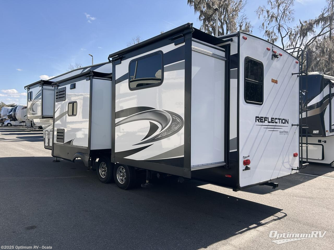 Call now about this 2022 Grand Design Reflection 311BHS! 2022 Grand Design Reflection 311BHS - Used Fifth Wheel For Sale by Optimum RV - Ocala in Ocala, Florida features Awning, Slideout
