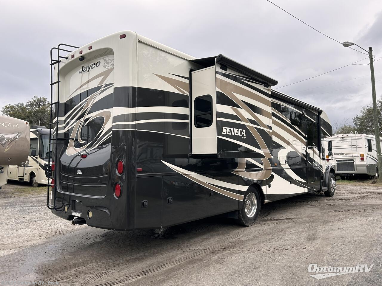 Call now about this 2016 Jayco Seneca 37RB! 2016 Jayco Seneca 37RB - Used Class C For Sale by Optimum RV - Ocala in Ocala, Florida features Slideout