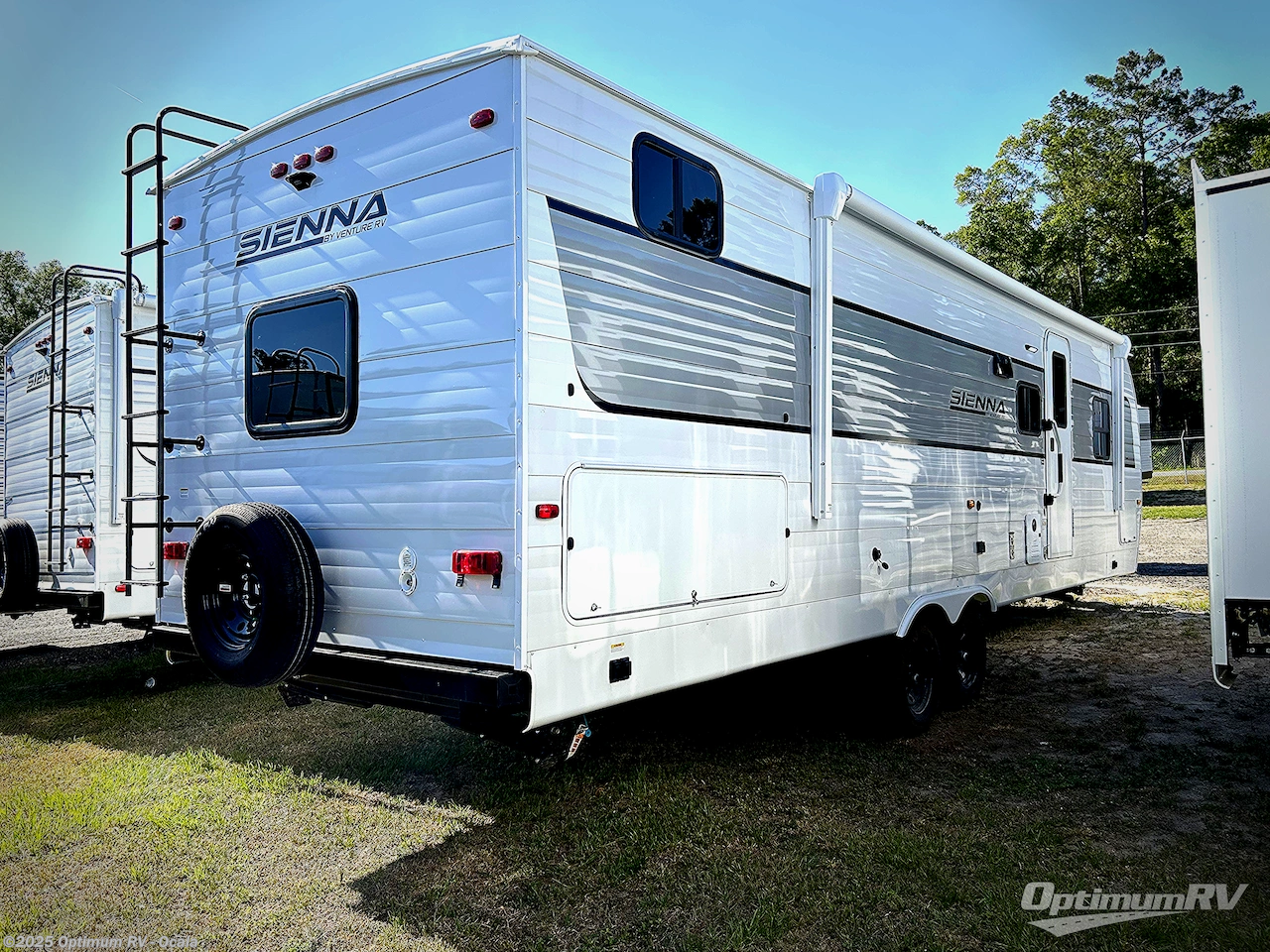 Call now about this 2025 Venture RV Sienna SA281VQB! 2025 Venture RV Sienna SA281VQB - New Travel Trailer For Sale by Optimum RV - Ocala in Ocala, Florida features Slideout, Awning