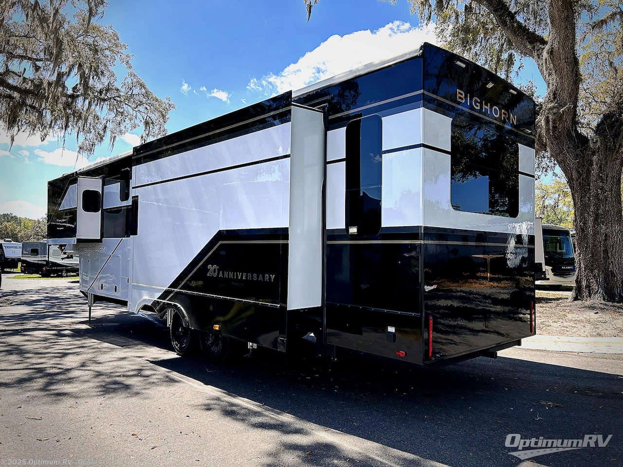 Contact us now about this 2025 Heartland Bighorn 331RL! 2025 Bighorn 331RL by Heartland from Optimum RV - Ocala in Ocala, Florida