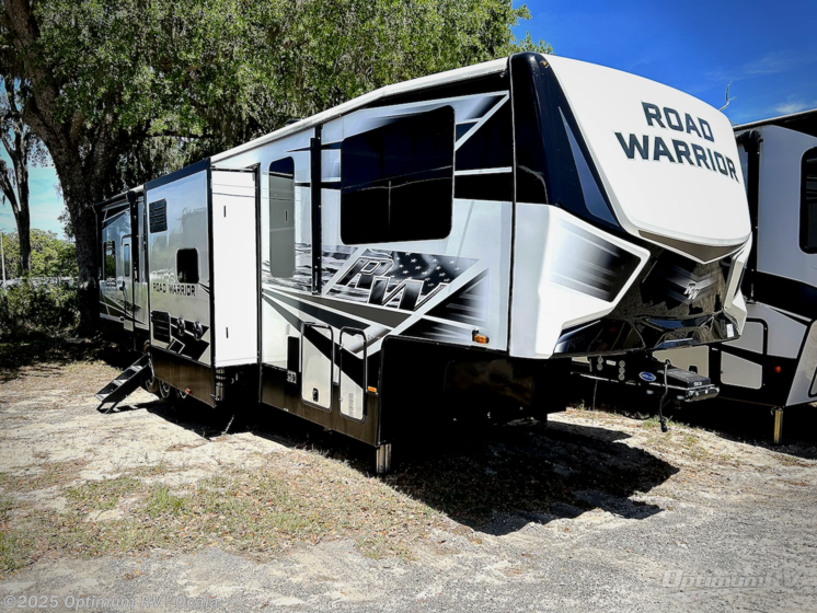 Email now about this 2023 Heartland Road Warrior 397! Used 2023 Heartland Road Warrior 397 available in Ocala, Florida