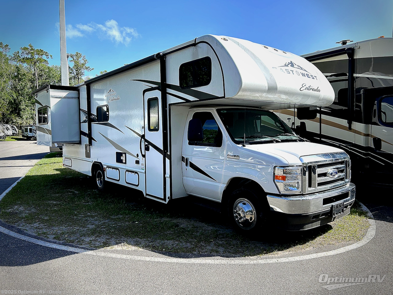 Email now about this 2023 East to West Entrada 2600DS! Used 2023 East to West Entrada 2600DS available in Ocala, Florida