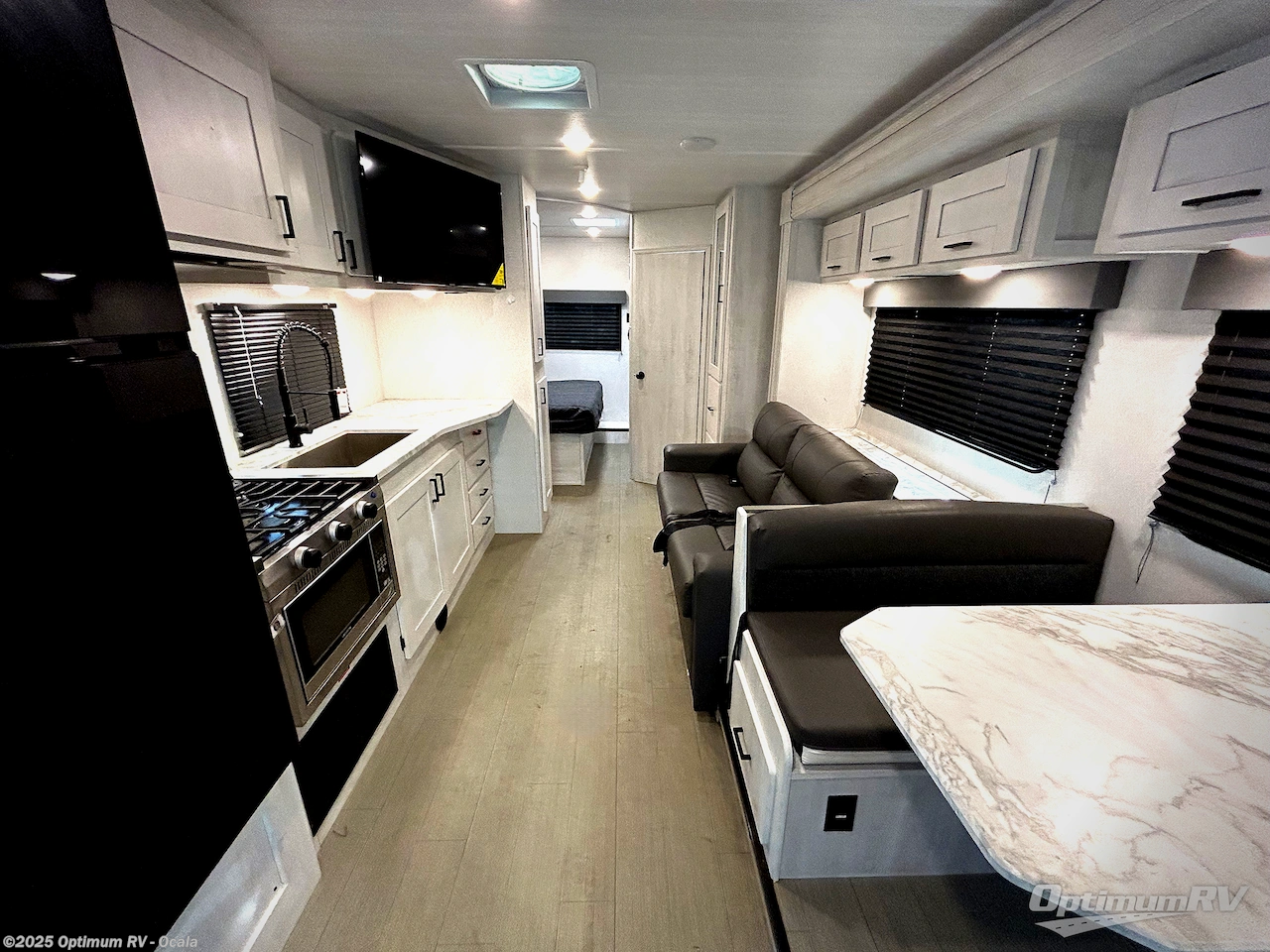 Contact us now about this 2023 East to West Entrada 2600DS! 2023 Entrada 2600DS by East to West from Optimum RV - Ocala in Ocala, Florida
