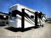 Call now about this 2021 Redwood RV Redwood 4001LK! 2021 Redwood RV Redwood 4001LK - Used Fifth Wheel For Sale by Optimum RV - Ocala in Ocala, Florida features Awning, Slideout