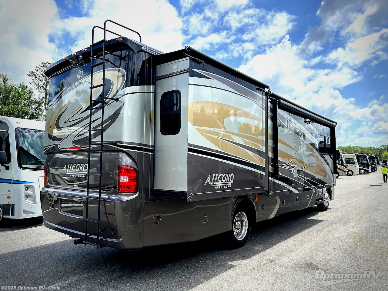 Call now about this 2016 Tiffin Allegro 34 PA! 2016 Tiffin Allegro 34 PA - Used Class A For Sale by Optimum RV - Ocala in Ocala, Florida features Slideout