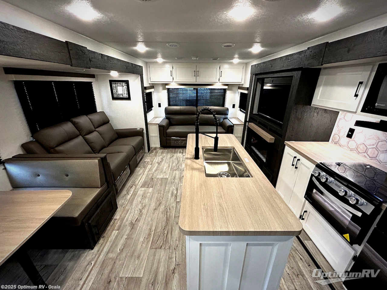 New 2025 Venture RV Sienna SA293VIK available in Ocala, Florida