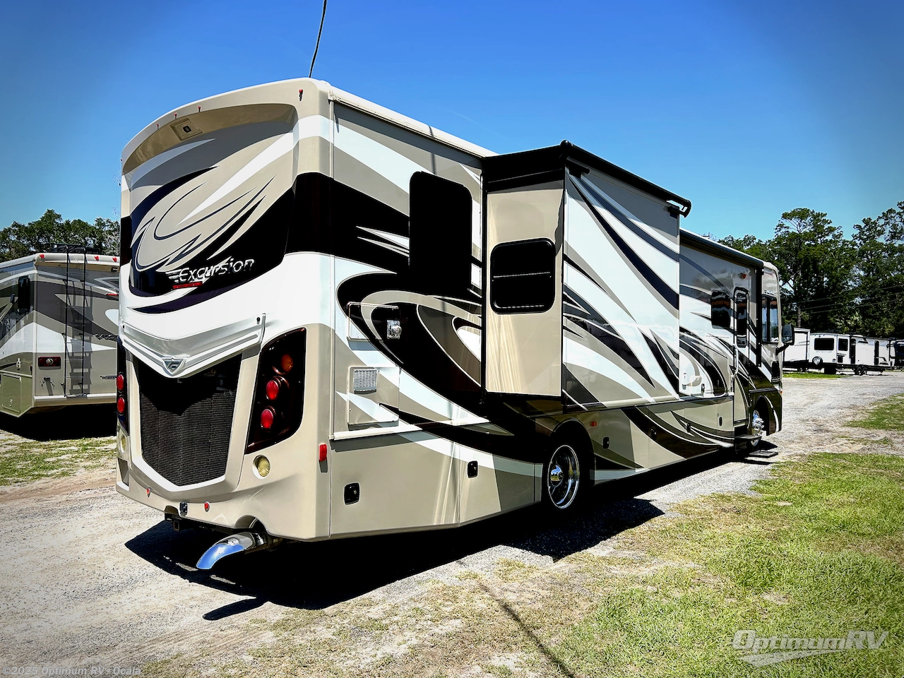 Call now about this 2016 Fleetwood Excursion 36K! 2016 Fleetwood Excursion 36K - Used Class A For Sale by Optimum RV - Ocala in Ocala, Florida features Slideout