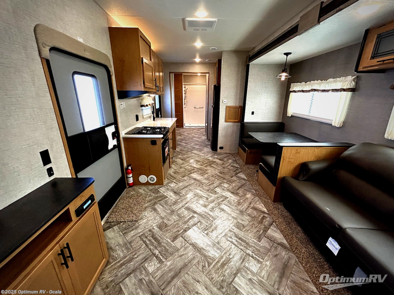 New 2025 HL Enterprise Hy-Line HY38 available in Ocala, Florida