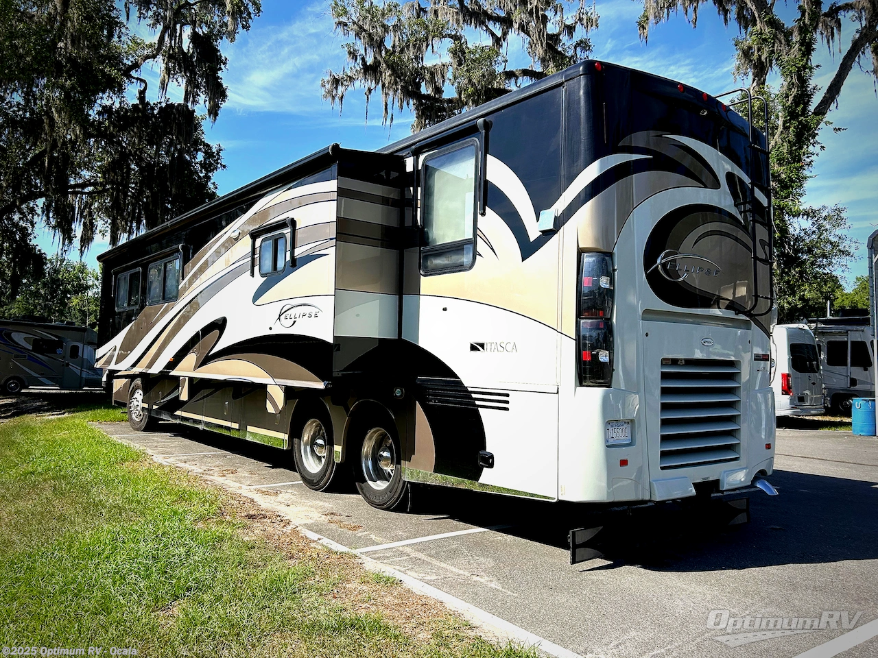 Contact us now about this 2011 Itasca Ellipse 42QD! 2011 Ellipse 42QD by Itasca from Optimum RV - Ocala in Ocala, Florida