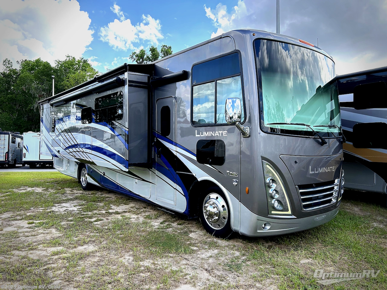 Email now about this 2023 Thor Luminate CC35! Used 2023 Thor Luminate CC35 available in Ocala, Florida