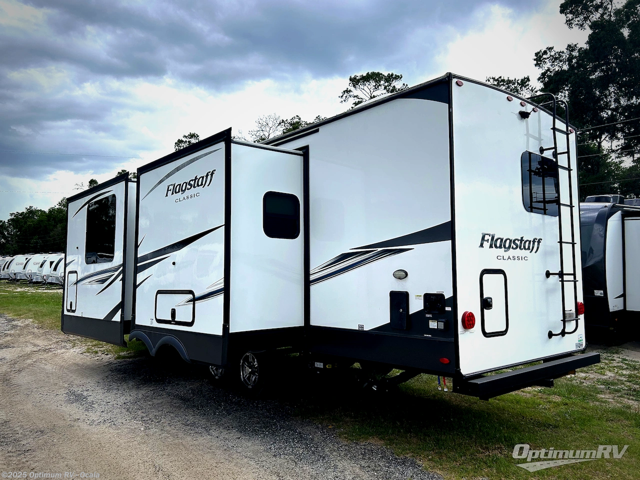 Contact us now about this 2022 Forest River Flagstaff Classic 826MBR! 2022 Flagstaff Classic 826MBR by Forest River from Optimum RV - Ocala in Ocala, Florida