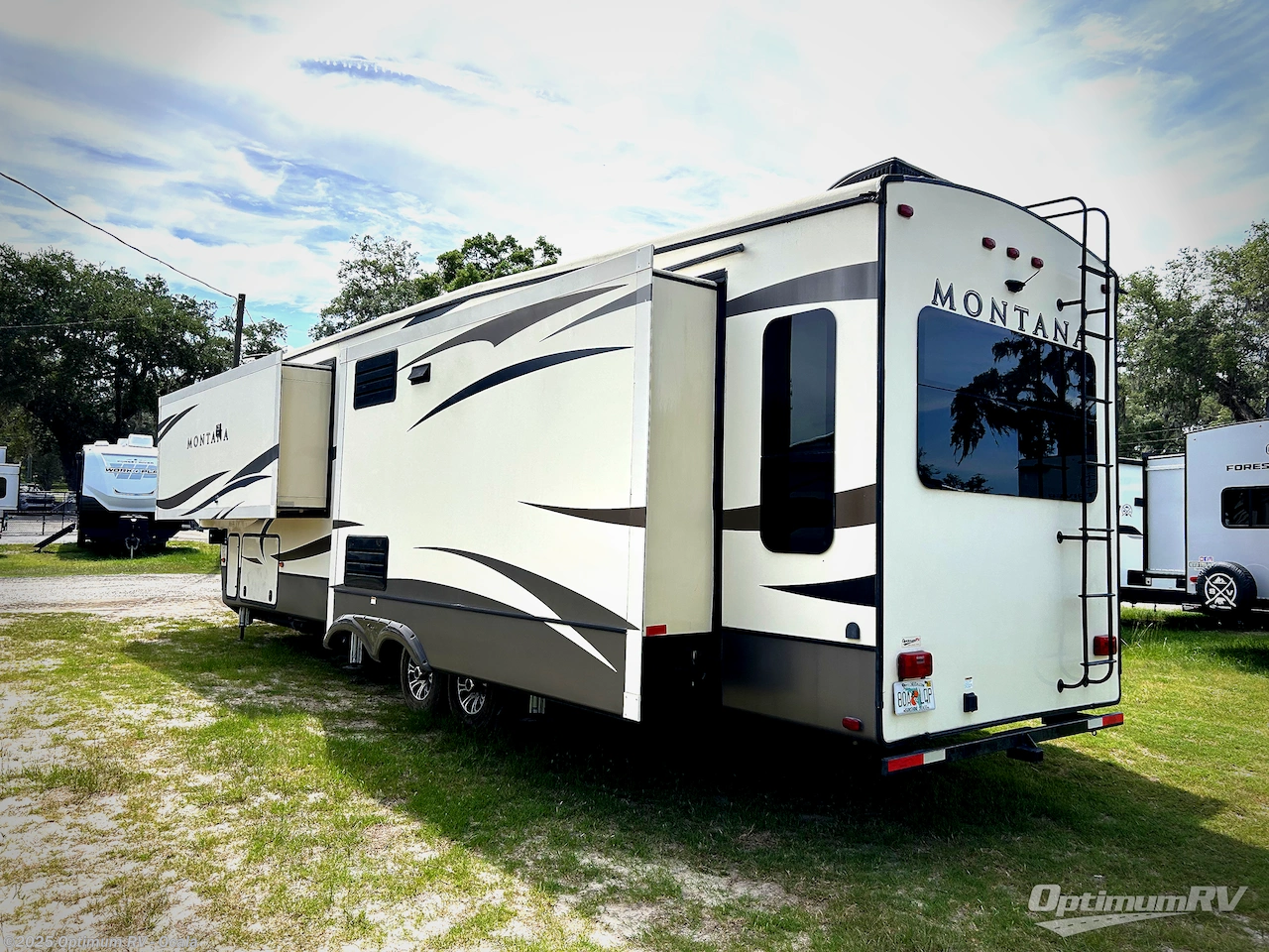 Contact us now about this 2017 Keystone Montana 3810 MS! 2017 Montana 3810 MS by Keystone from Optimum RV - Ocala in Ocala, Florida