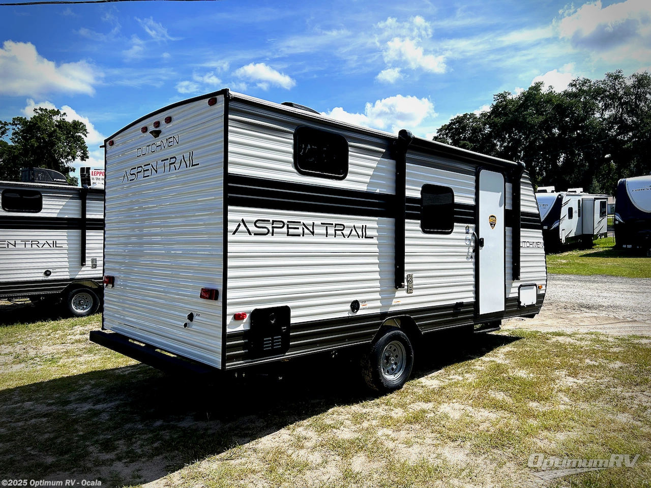 Call now about this 2026 Dutchmen Aspen Trail Mini 17QB! 2026 Dutchmen Aspen Trail Mini 17QB - New Travel Trailer For Sale by Optimum RV - Ocala in Ocala, Florida features Awning