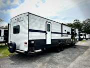 Call now about this 2024 Gulf Stream Kingsport Supreme Series 36FRSG! 2024 Gulf Stream Kingsport Supreme Series 36FRSG - Used Travel Trailer For Sale by Optimum RV - Ocala in Ocala, Florida features Slideout, Awning