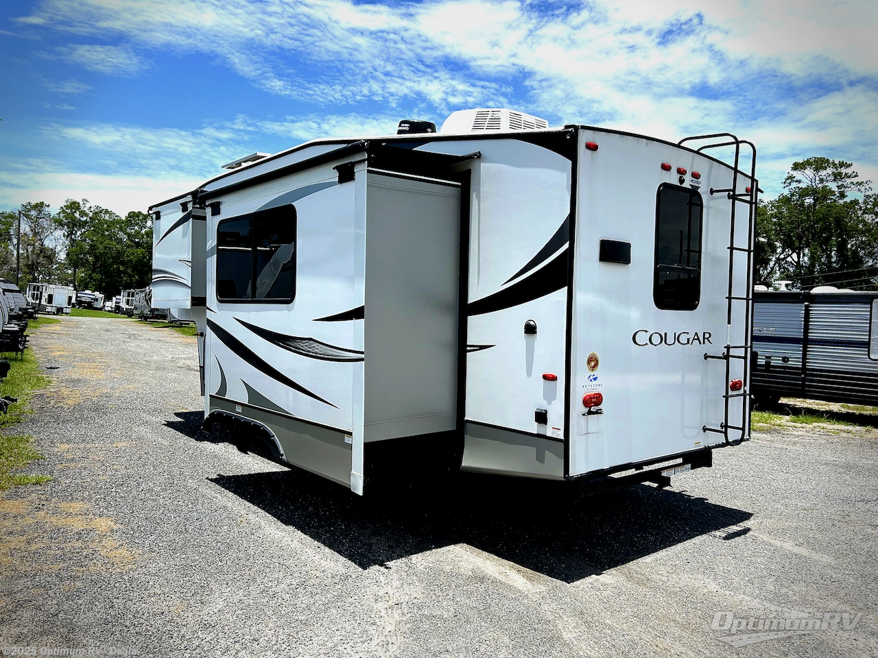 Contact us now about this 2022 Keystone Cougar Half-Ton 23MLS! 2022 Cougar Half-Ton 23MLS by Keystone from Optimum RV - Ocala in Ocala, Florida