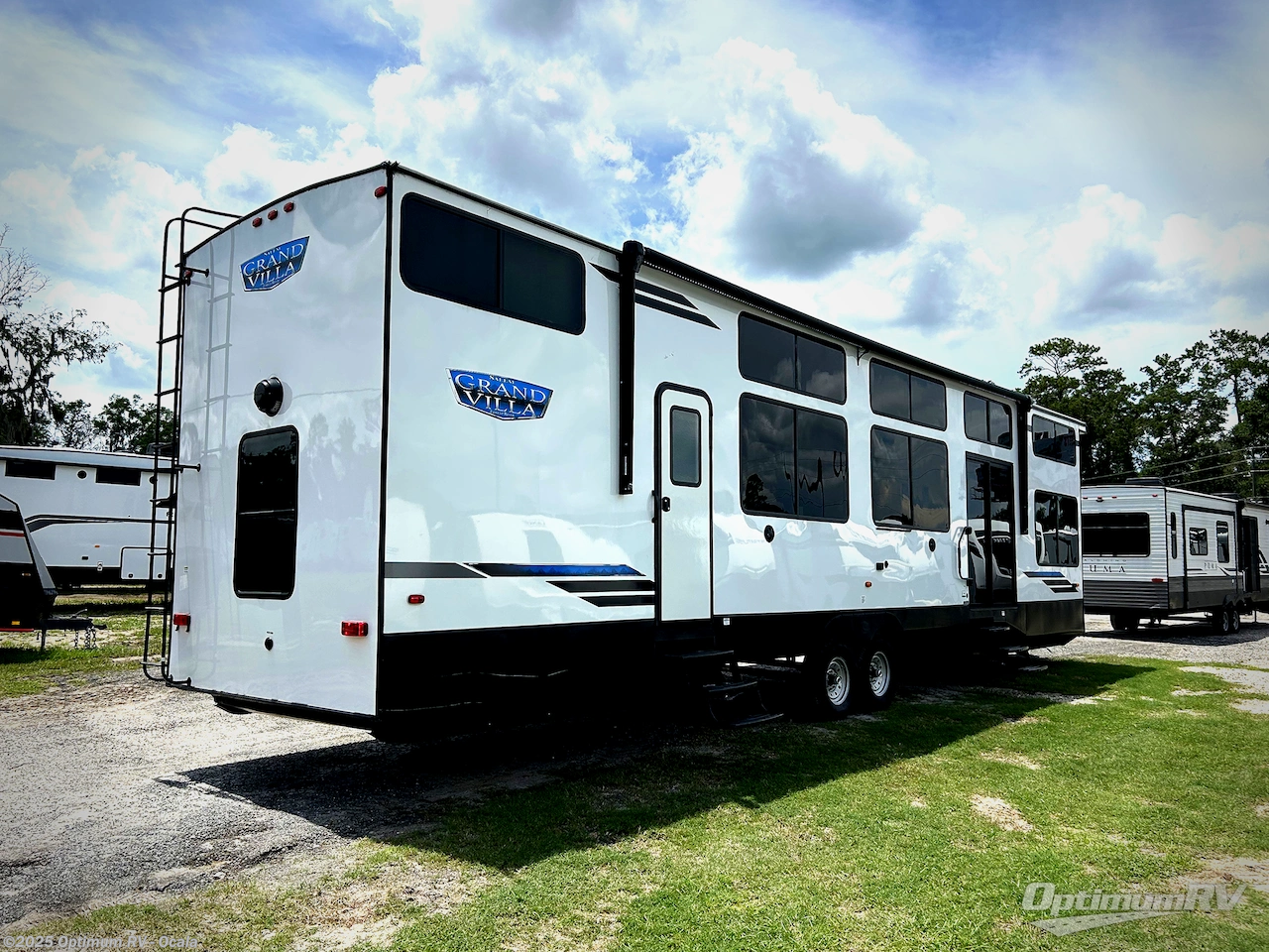 Call now about this 2024 Forest River Salem Grand Villa 42VIEW! 2024 Forest River Salem Grand Villa 42VIEW - Used Destination Trailer For Sale by Optimum RV - Ocala in Ocala, Florida features Awning, Slideout
