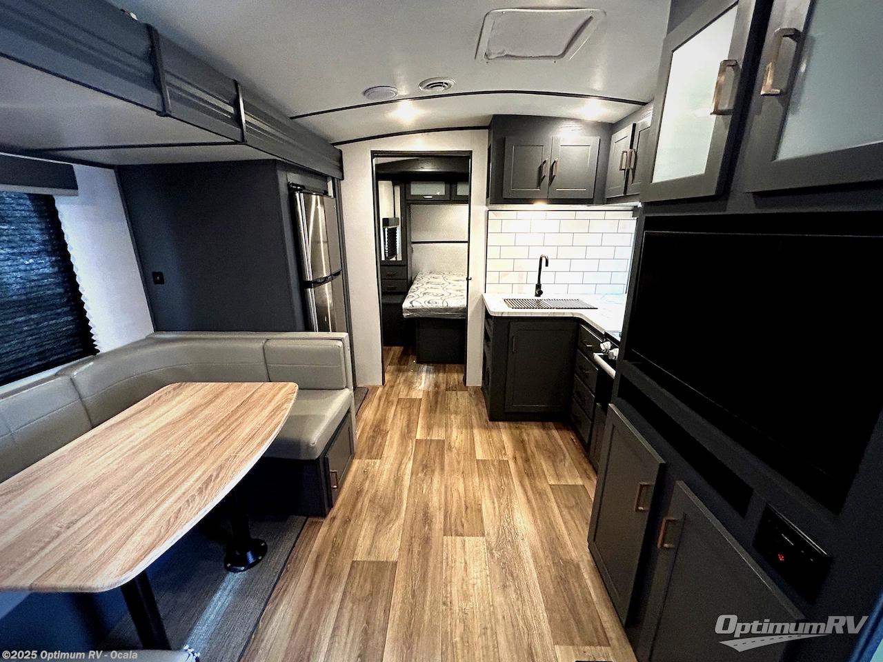 Contact us now about this 2022 Keystone Bullet 250BHS! 2022 Bullet 250BHS by Keystone from Optimum RV - Ocala in Ocala, Florida