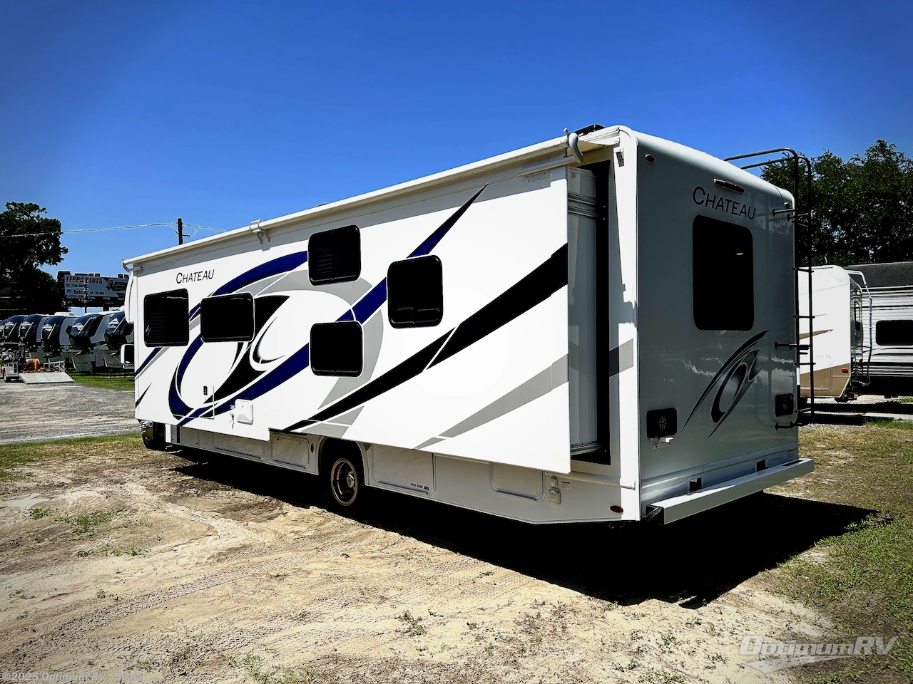Contact us now about this 2022 Thor Chateau 31EV! 2022 Chateau 31EV by Thor from Optimum RV - Ocala in Ocala, Florida