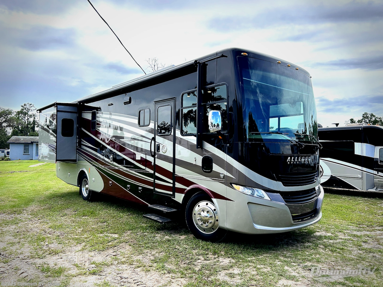 Email now about this 2017 Tiffin Allegro 32 SA! Used 2017 Tiffin Allegro 32 SA available in Ocala, Florida