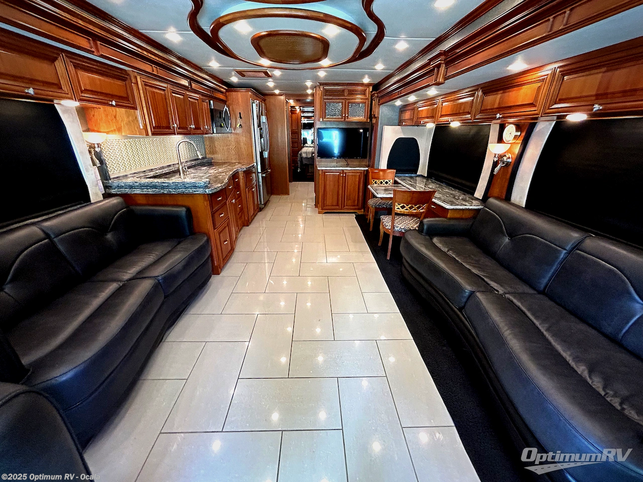 Call now about this 2013 Newmar Essex 4542! 2013 Newmar Essex 4542 - Used Class A For Sale by Optimum RV - Ocala in Ocala, Florida features Slideout