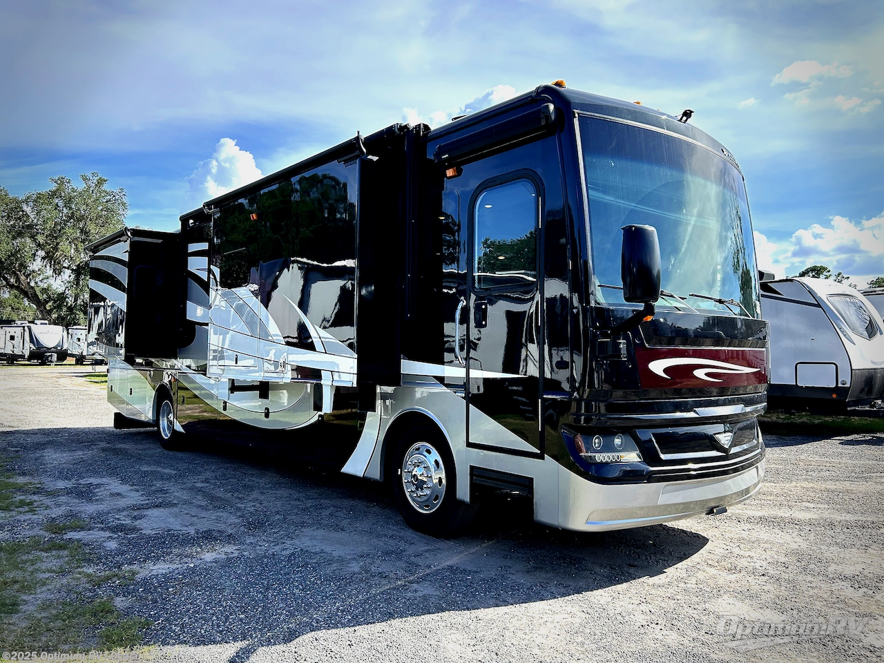 Email now about this 2018 Fleetwood Pace Arrow LXE 38N! Used 2018 Fleetwood Pace Arrow LXE 38N available in Ocala, Florida