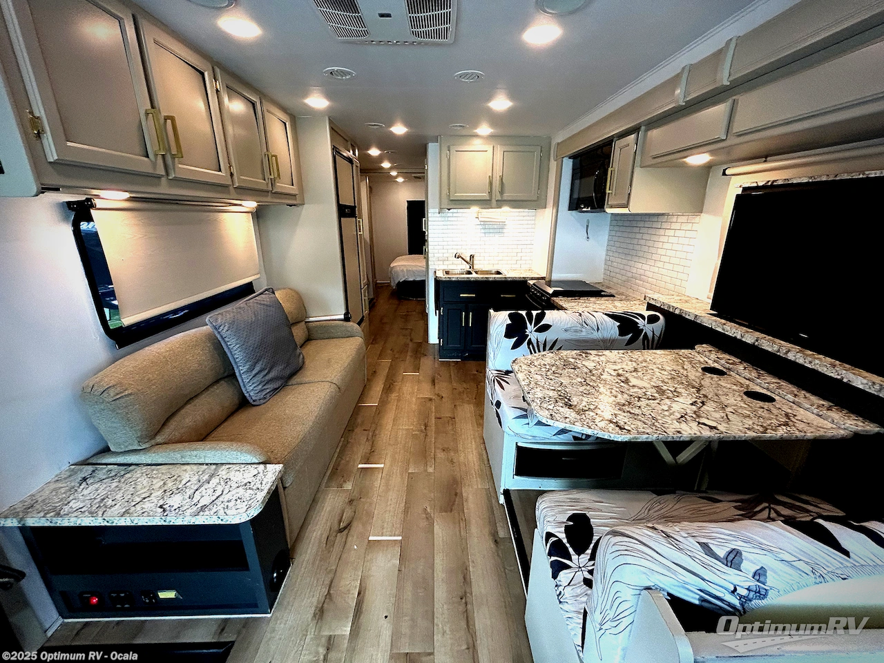 Used 2018 Jayco Alante 31R available in Ocala, Florida