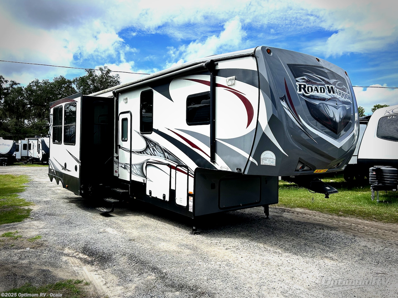 Email now about this 2014 Heartland Road Warrior 410! Used 2014 Heartland Road Warrior 410 available in Ocala, Florida