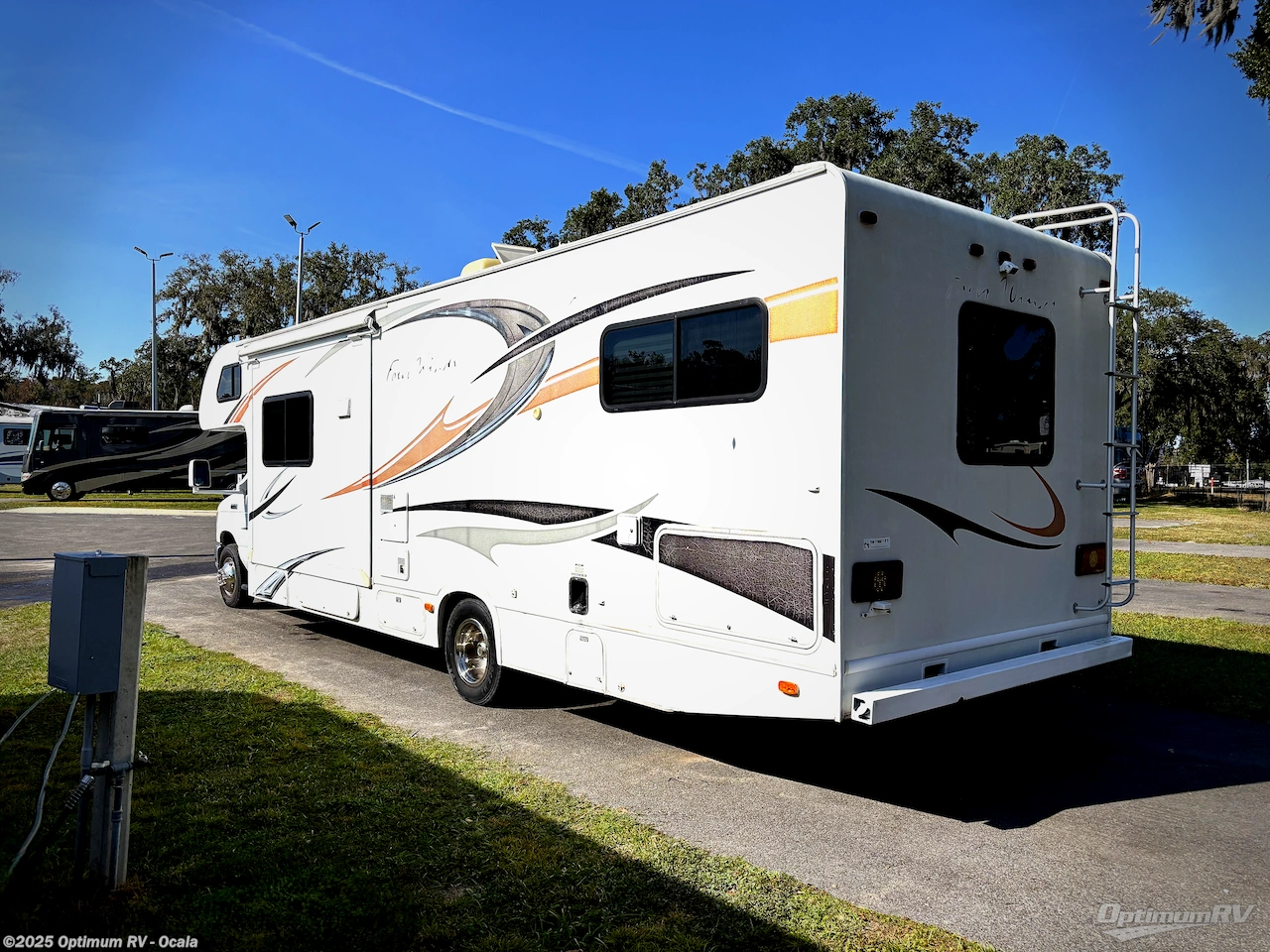 Contact us now about this 2011 Thor Four Winds 31A! 2011 Four Winds 31A by Thor from Optimum RV - Ocala in Ocala, Florida