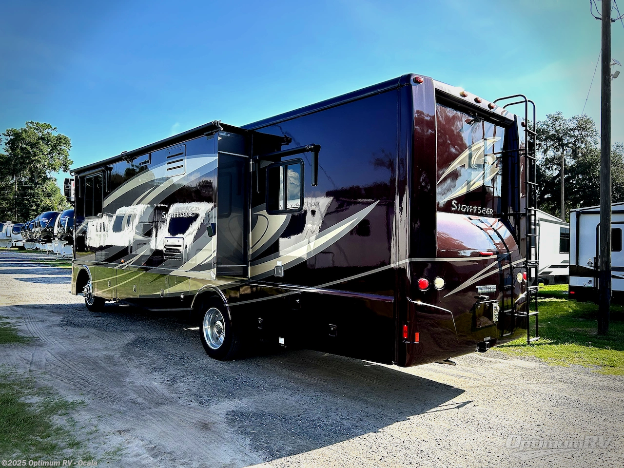 Contact us now about this 2017 Winnebago Sightseer 33C! 2017 Sightseer 33C by Winnebago from Optimum RV - Ocala in Ocala, Florida