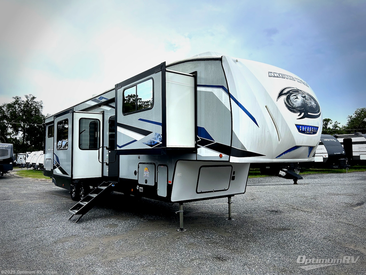 Email now about this 2023 Forest River Cherokee Arctic Wolf Suite 3910! Used 2023 Forest River Cherokee Arctic Wolf Suite 3910 available in Ocala, Florida