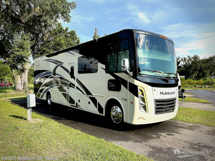 Email now about this 2021 Thor Hurricane 34J! Used 2021 Thor Hurricane 34J available in Ocala, Florida