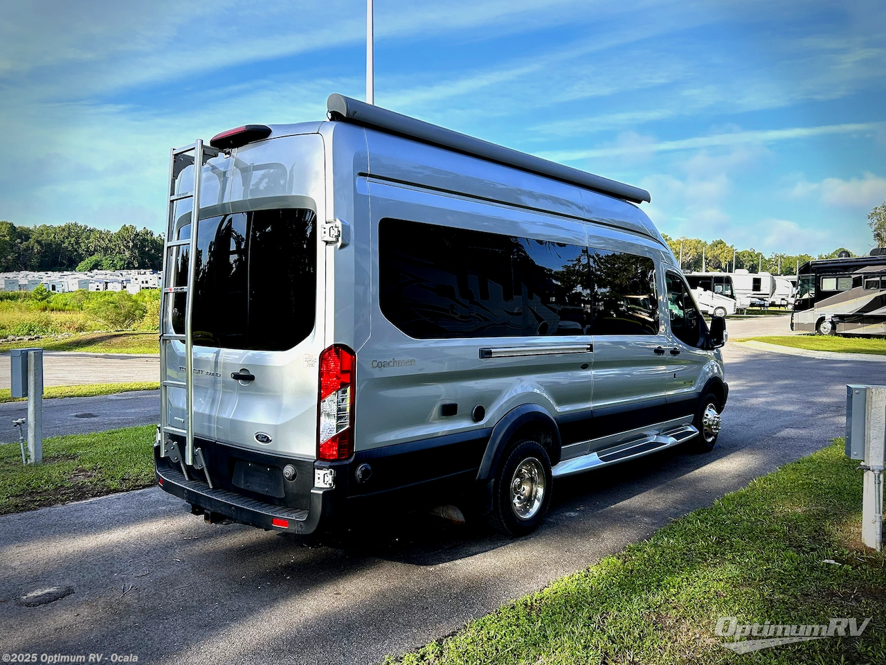 Call now about this 2020 Coachmen Beyond 22C! 2020 Coachmen Beyond 22C - Used Class B For Sale by Optimum RV - Ocala in Ocala, Florida features Awning