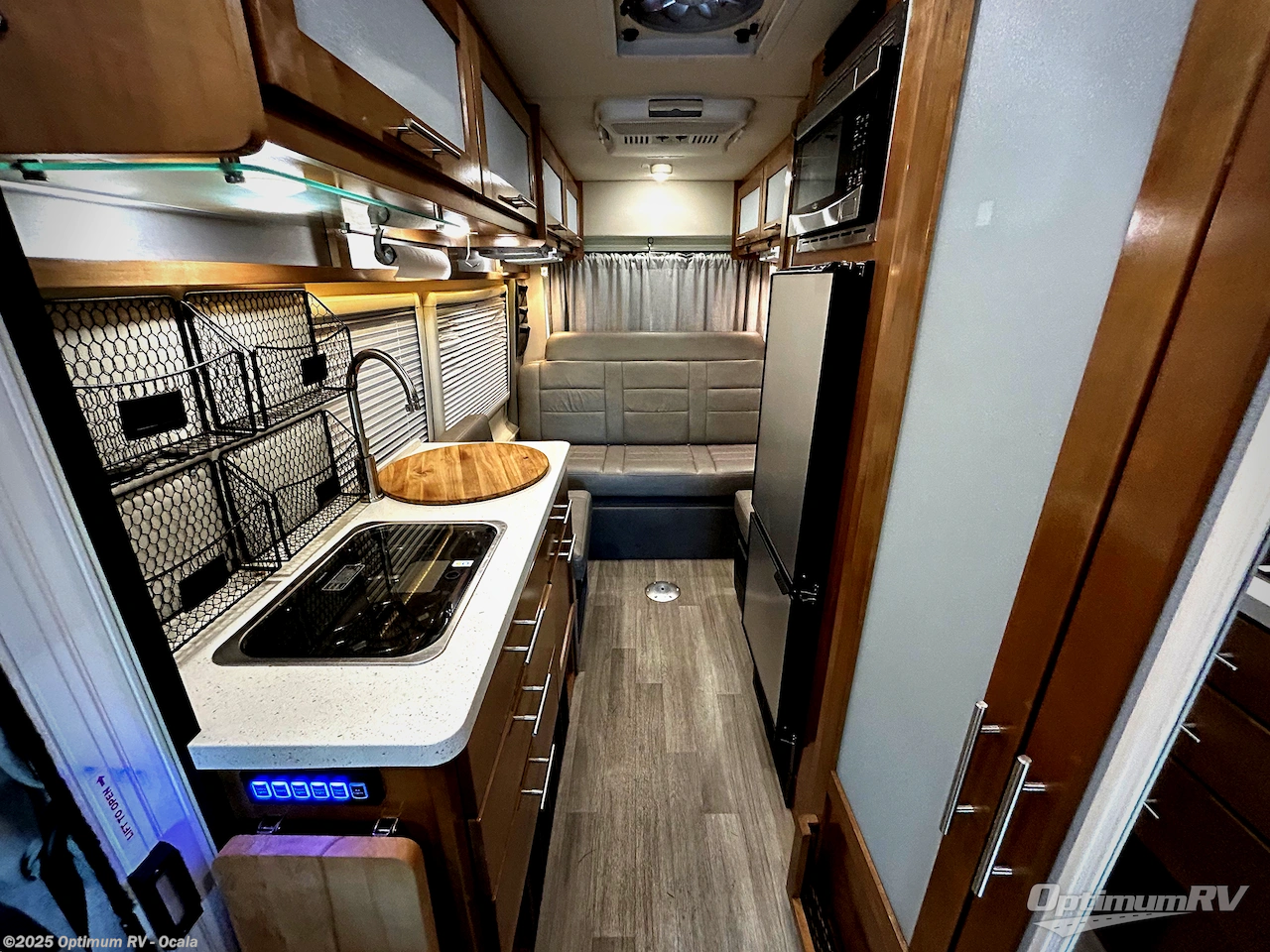Used 2020 Coachmen Beyond 22C available in Ocala, Florida