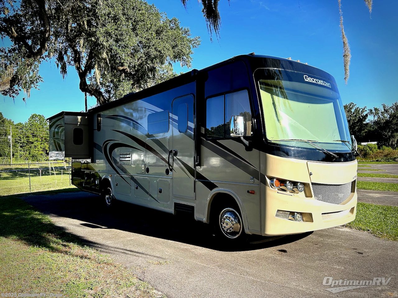 Email now about this 2018 Forest River Georgetown 5 Series 31L5! Used 2018 Forest River Georgetown 5 Series 31L5 available in Ocala, Florida